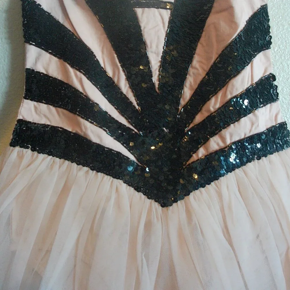 Tutu Du Monde Black and pink tutu with snaps underneath